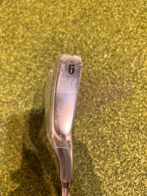 Callaway Apex Pro 21 Single 9 Iron, Dynamic Gold 105 Regular Flex, RH