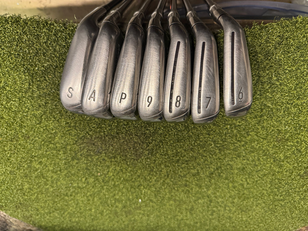 TaylorMade Sim Max 6-SW Iron Set, Ventus Regular Flex Shaft, RH