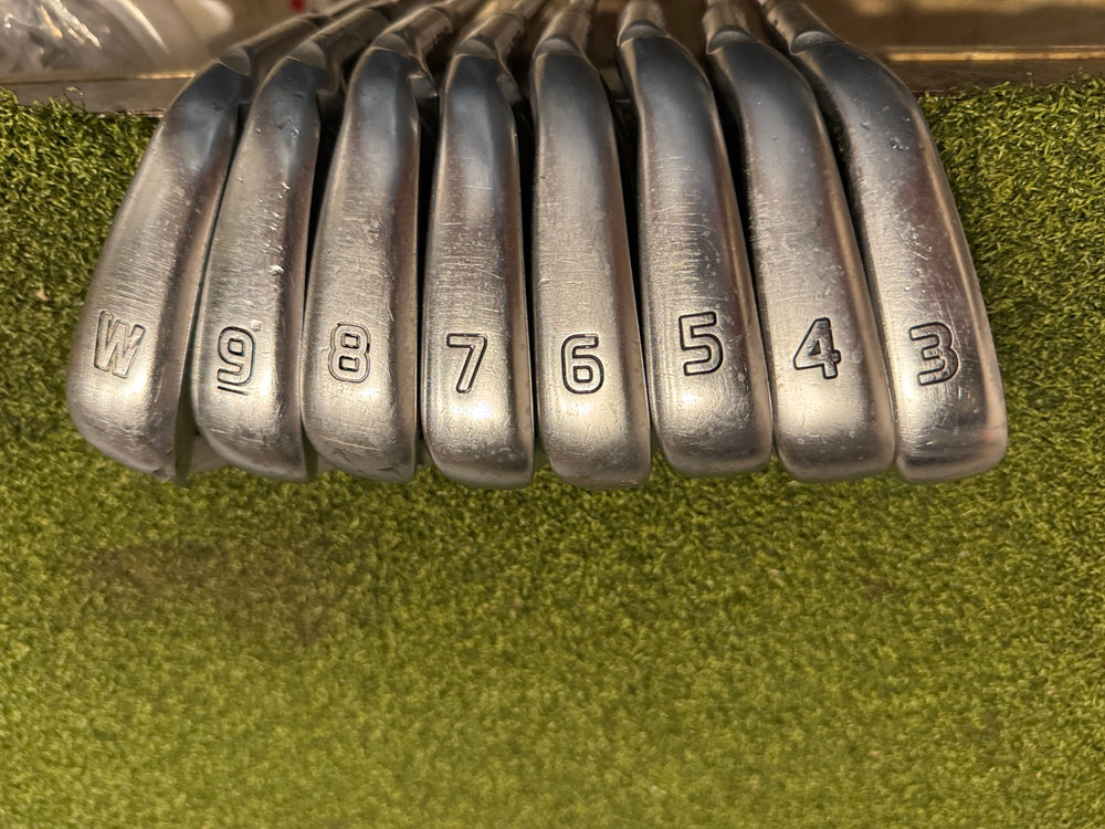 Ping i210 3-PW Iron Set, Nippon 950gh Neo Regualr Flex, RH