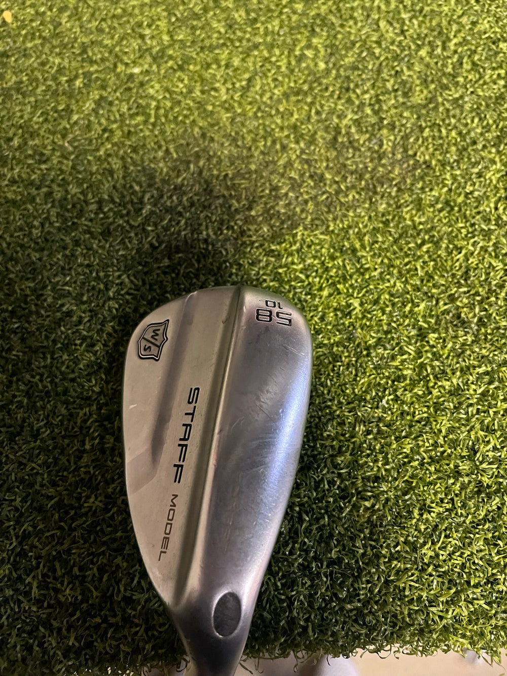 Wilson Staff Model 58.10* Wedge, Nipon Modus Tour 120 X-Stiff Flex, RH